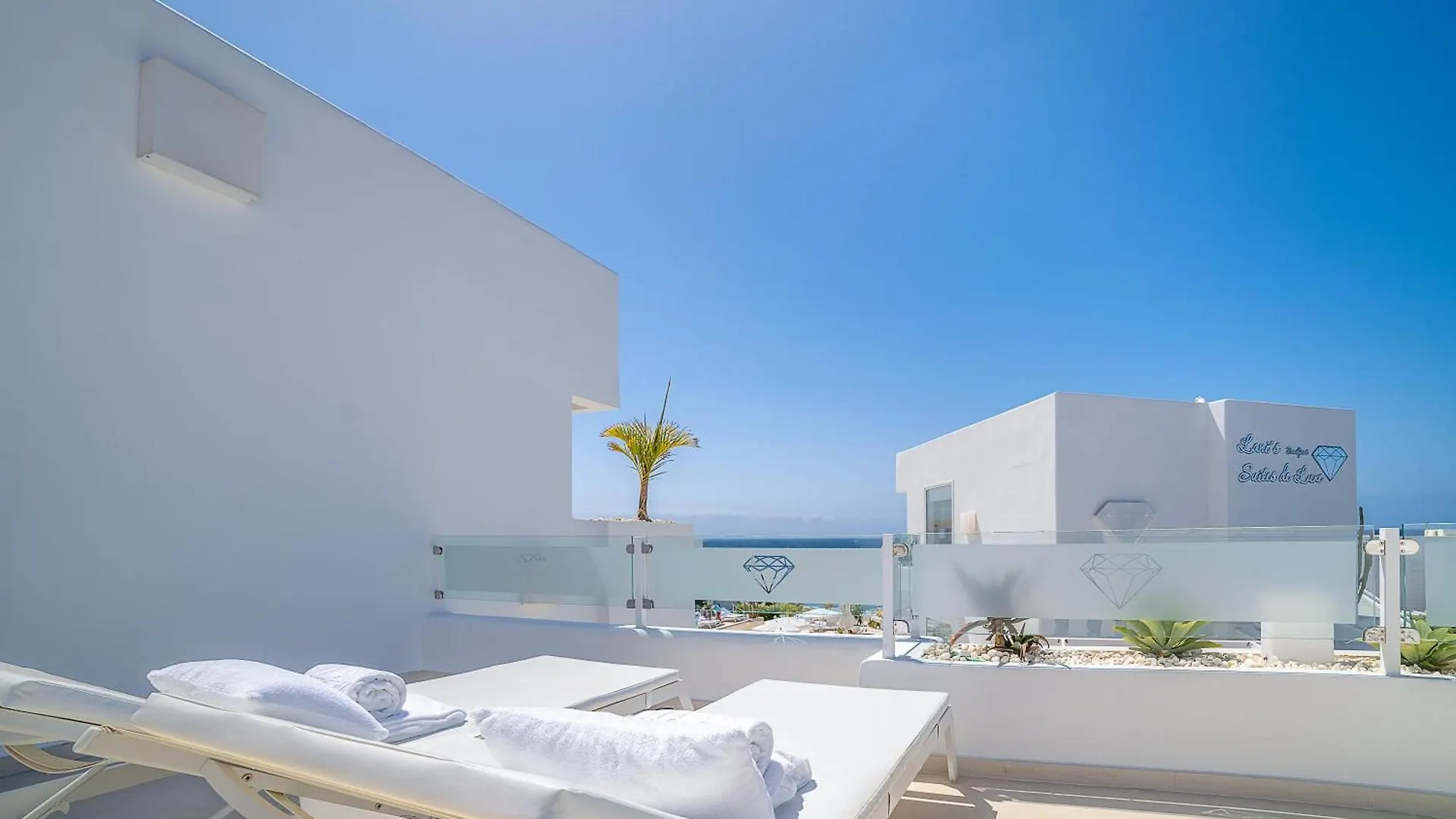 Lani'S Suites De Luxe - Adults Only Puerto del Carmen  5*, Puerto del Carmen (Lanzarote) Spanje