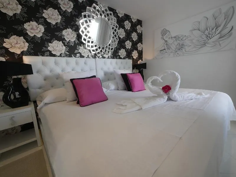 Lani'S Suites De Luxe - Adults Only Puerto del Carmen  5*, Puerto del Carmen (Lanzarote) Spanje